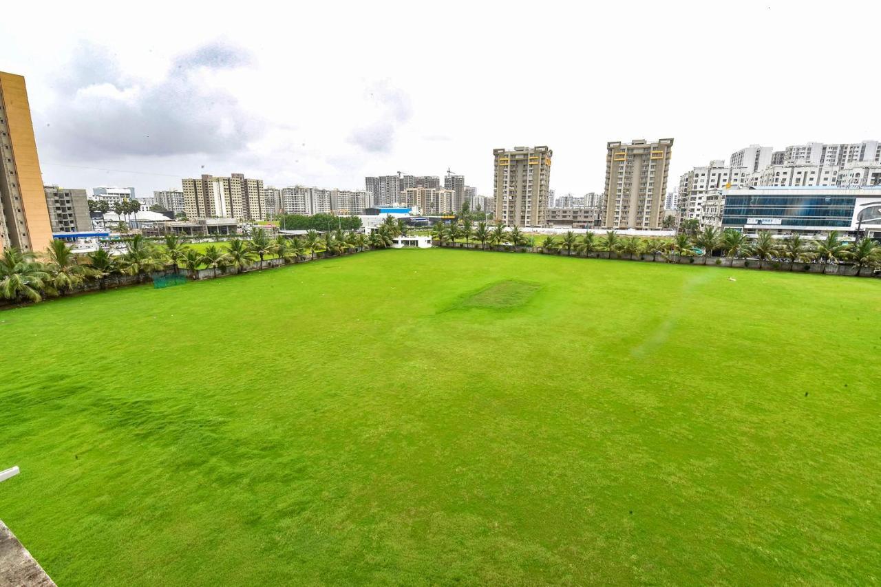 Fabhotel Code Surat Exterior photo