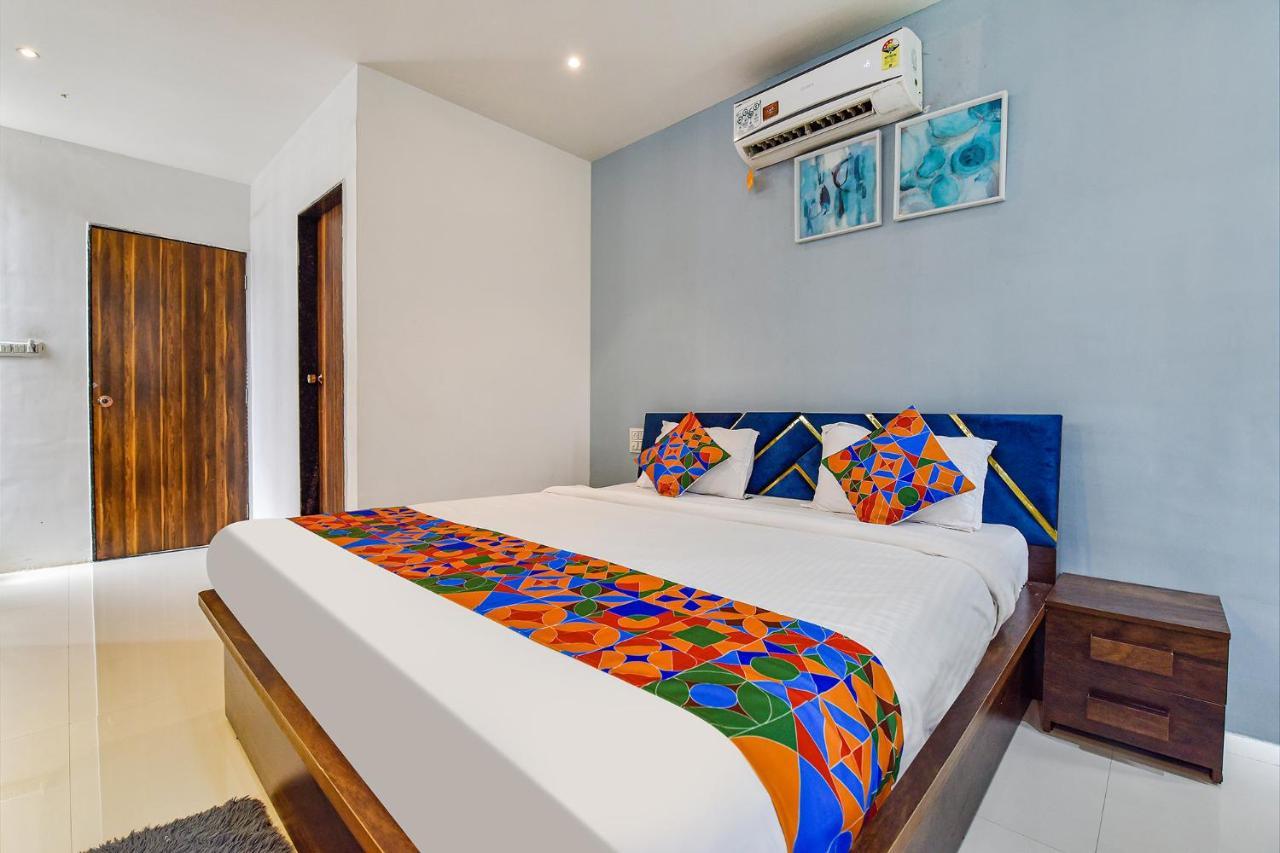 Fabhotel Code Surat Exterior photo